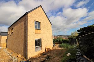 Ext 2- click for photo gallery